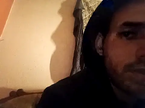 Snapshot of Chatoxxx614 chatting on February 26, 2025, 8:39 am Chatoxxx614 online show from February 26, 2025, 8:39 am