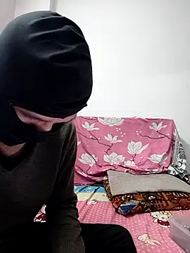 couple00795 online show from December 11, 2024, 4:07 am