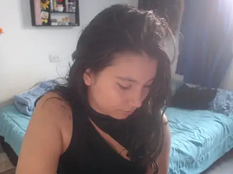 Snapshot of HannaKlein chatting on January 17, 2026, 2:09 pm HannaKlein online show from January 17, 2026, 2:09 pm