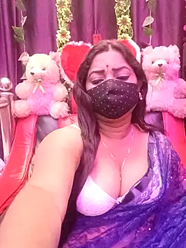 Snapshot of ella_mariya chatting on February 15, 2026, 7:02 pm ella mariya online show from February 15, 2026, 7:02 pm