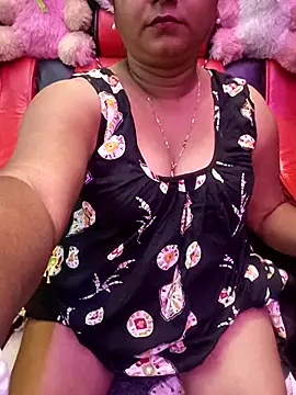 Snapshot of ella_mariya chatting on February 25, 2026, 6:57 am ella mariya online show from February 25, 2026, 6:57 am