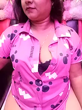 Snapshot of ella_mariya chatting on February 25, 2026, 7:03 pm ella mariya online show from February 25, 2026, 7:03 pm