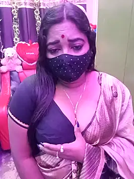 Snapshot of ella_mariya chatting on February 2, 2026, 10:09 pm ella mariya online show from February 2, 2026, 10:09 pm