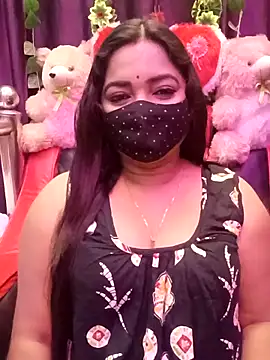 Snapshot of ella_mariya chatting on February 5, 2026, 6:37 pm ella mariya online show from February 5, 2026, 6:37 pm