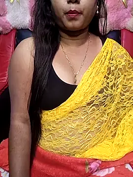 Snapshot of ella_mariya chatting on January 16, 2026, 6:01 pm ella mariya online show from January 16, 2026, 6:01 pm