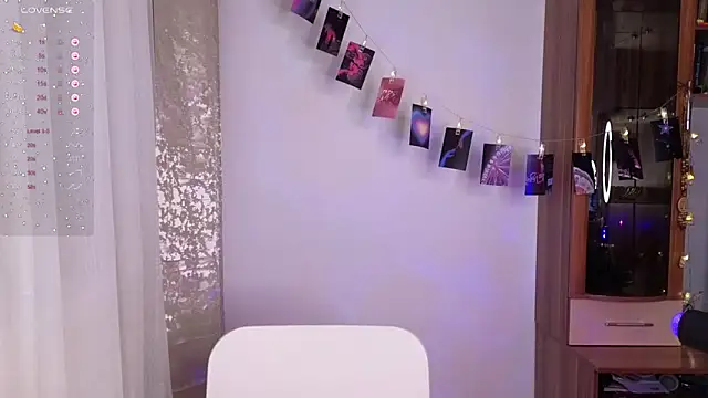 Snapshot of art_phoenix chatting on September 26, 2025, 7:10 pm art phoenix online show from September 26, 2025, 7:10 pm