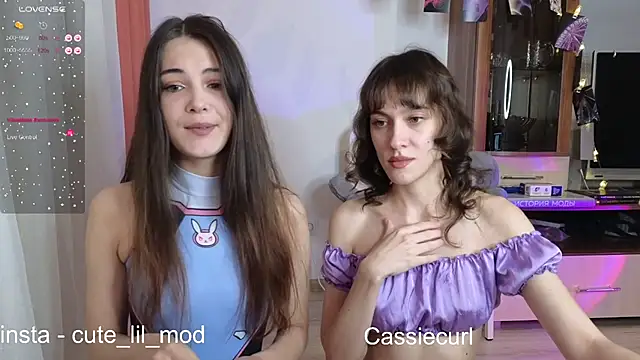 Snapshot of art_phoenix chatting on January 26, 2025, 3:36 pm art phoenix online show from January 26, 2025, 3:36 pm