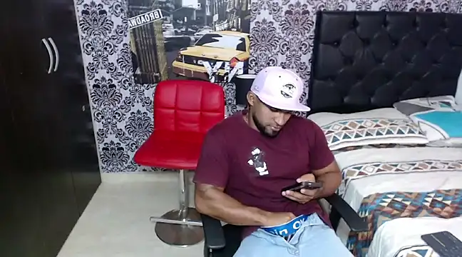 Snapshot of hotthreparty chatting on December 14, 2024, 8:18 pm hotthreparty online show from December 14, 2024, 8:18 pm