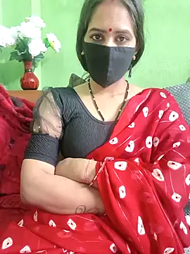 Snapshot of SVsexyCOUPAL chatting on February 1, 2026, 6:06 pm SVsexyCOUPAL online show from February 1, 2026, 6:06 pm