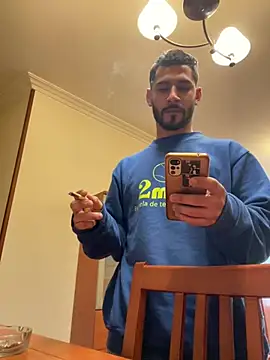 Snapshot of Cum_076 chatting on March 2, 2026, 10:33 am Cum 076 online show from March 2, 2026, 10:33 am