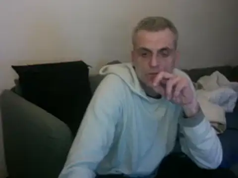 skossa777 online show from February 10, 2025, 5:30 pm