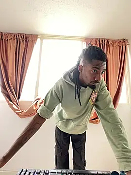 Snapshot of Malkon_Big chatting on February 22, 2026, 1:57 pm Malkon Big online show from February 22, 2026, 1:57 pm