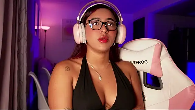 MavyStar online show from February 22, 2026, 12:13 am