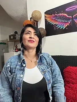 karenlennox1 online show from January 16, 2026, 11:20 pm