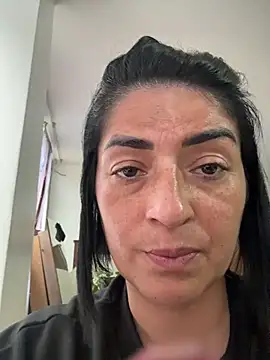 karenlennox1 online show from July 23, 2026, 10:38 pm