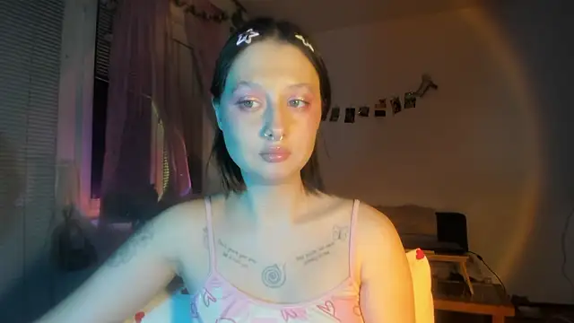 Jenny darling love online show from February 23, 2026, 7:14 pm