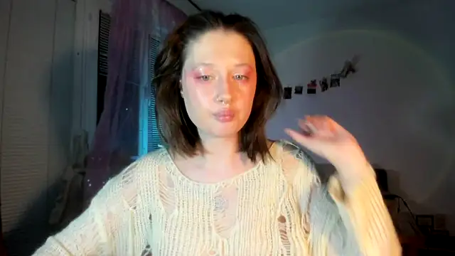 Jenny darling love online show from April 15, 2026, 7:58 pm