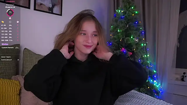 Snapshot of EdlinHargus chatting on December 18, 2025, 1:33 am EdlinHargus online show from December 18, 2025, 1:33 am