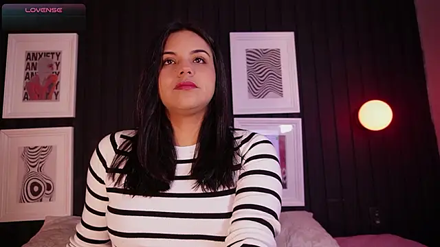 Sophia wilsonn  online show from March 27, 2026, 10:38 am