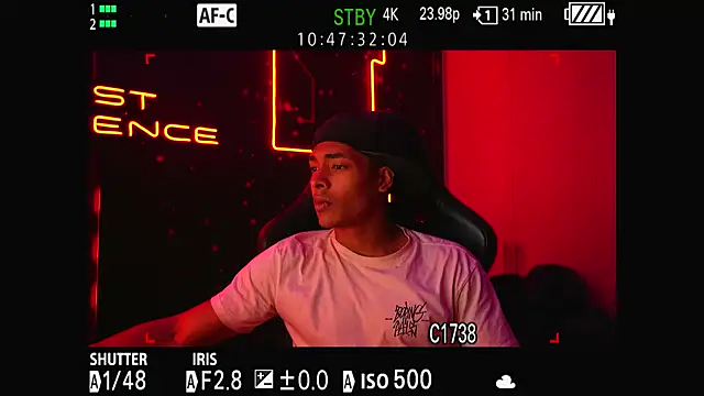 Snapshot of Jhonyblack_1 chatting on November 10, 2025, 12:10 pm Jhonyblack 1 online show from November 10, 2025, 12:10 pm