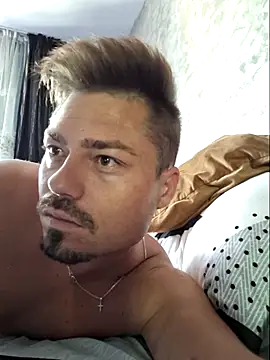 Snapshot of ionut_prince chatting on July 14, 2026, 12:44 pm ionut prince online show from July 14, 2026, 12:44 pm