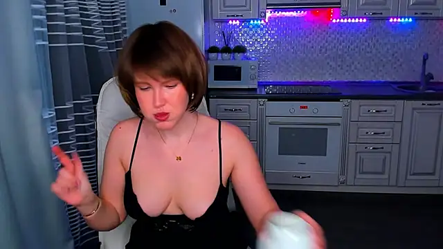 Snapshot of mirrorofsoul chatting on February 15, 2025, 5:09 am mirrorofsoul online show from February 15, 2025, 5:09 am