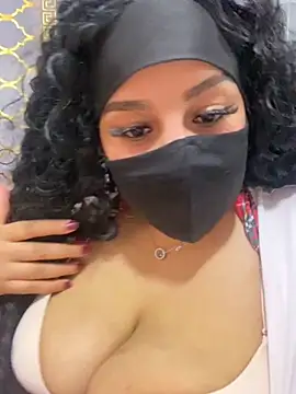 mari layali online show from November 17, 2025, 11:58 am