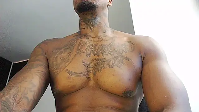 jhon tomson1 online show from October 4, 2025, 9:38 pm