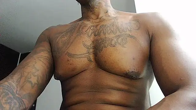 jhon tomson1 online show from September 28, 2025, 1:45 am