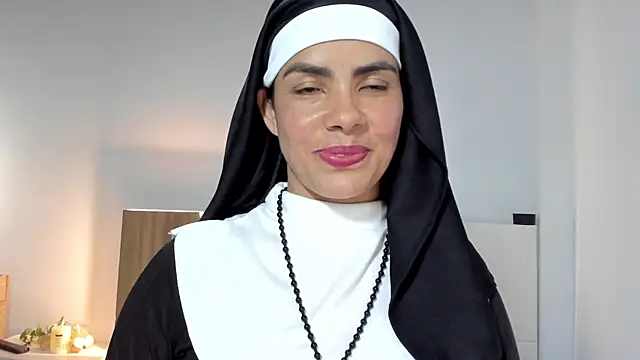Snapshot of ClaraMariaMon chatting on May 22, 2026, 10:30 pm ClaraMariaMon online show from May 22, 2026, 10:30 pm
