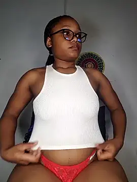 hot-tandy online show from November 14, 2025, 8:18 am