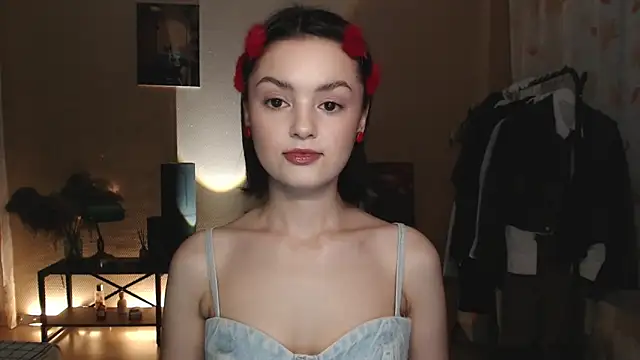 Snapshot of CuteRuby99 chatting on February 5, 2026, 12:01 pm CuteRuby99 online show from February 5, 2026, 12:01 pm