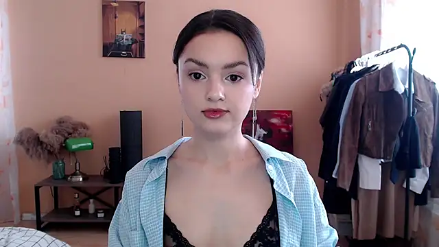 Snapshot of CuteRuby99 chatting on February 4, 2026, 5:35 am CuteRuby99 online show from February 4, 2026, 5:35 am