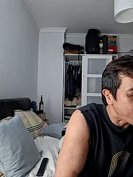 Snapshot of Tulio_maravilha12 chatting on February 22, 2026, 10:22 pm Tulio maravilha12 online show from February 22, 2026, 10:22 pm