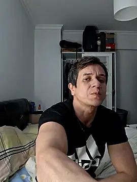 Snapshot of Tulio_maravilha12 chatting on February 21, 2026, 9:39 pm Tulio maravilha12 online show from February 21, 2026, 9:39 pm