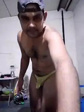 travieso2893 online show from July 8, 2026, 2:46 am
