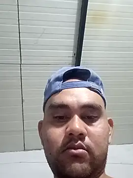 travieso2893 online show from October 5, 2025, 3:19 am