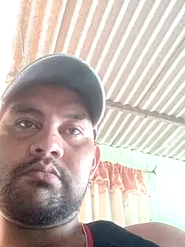 travieso2893 online show from April 8, 2026, 4:41 pm