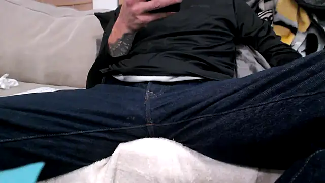 JohnnyKorrupt  online show from October 16, 2025, 9:39 am