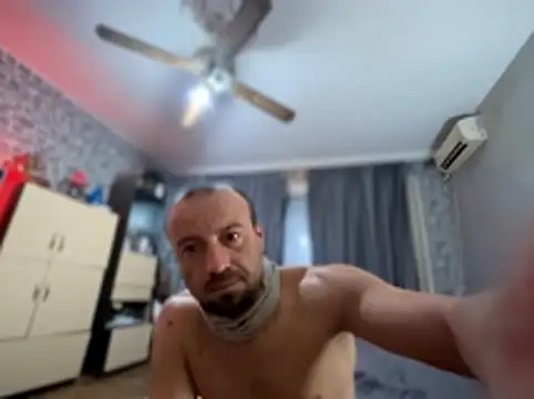 Nikolaiyy online show from March 18, 2026, 11:05 pm