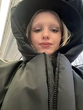 Milkyy wway online show from February 8, 2026, 6:22 am