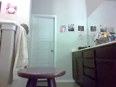 Snapshot of Lola69Rosexxx chatting on March 11, 2025, 5:24 am Lola69Rosexxx online show from March 11, 2025, 5:24 am