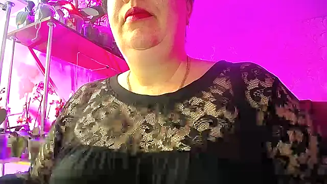Snapshot of _Sweet_Woman chatting on March 4, 2025, 4:27 am Sweet Woman online show from March 4, 2025, 4:27 am