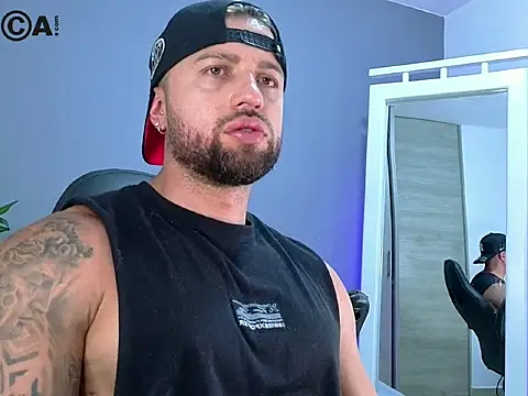 OwenMaximus814 online show from March 17, 2026, 5:38 pm