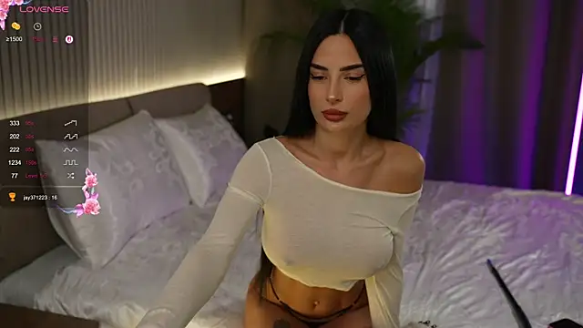 sexy sabotageee online show from November 15, 2025, 7:40 pm