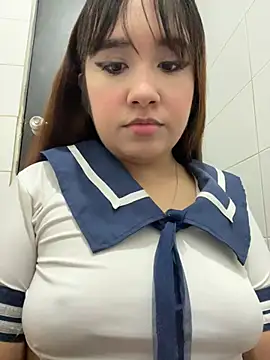 melyescobar online show from July 5, 2026, 3:55 am