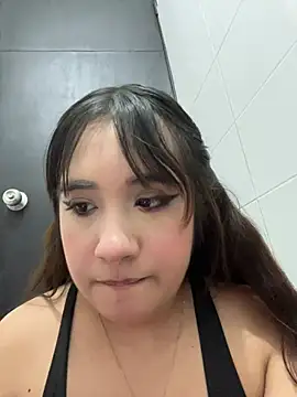 melyescobar online show from July 13, 2026, 4:01 am