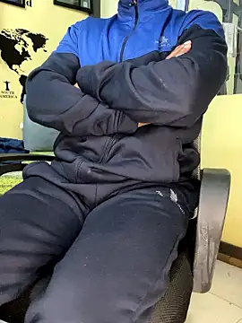 Snapshot of loveboyrp chatting on January 16, 2026, 3:10 am loveboyrp online show from January 16, 2026, 3:10 am