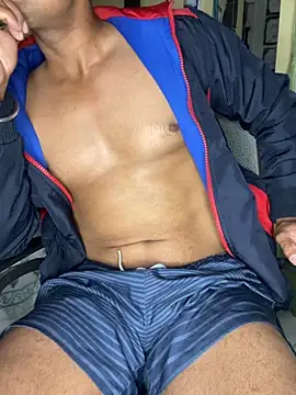 Snapshot of loveboyrp chatting on February 12, 2026, 2:55 am loveboyrp online show from February 12, 2026, 2:55 am