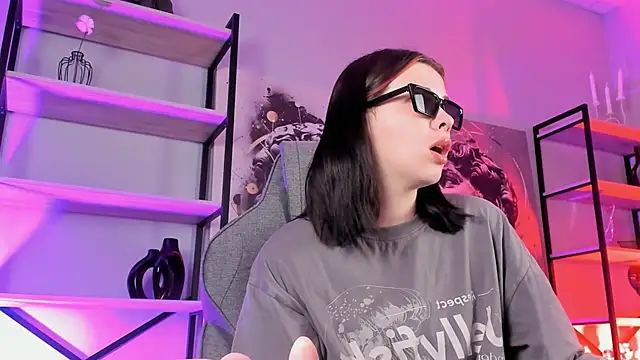 AliceSunday online show from September 15, 2025, 10:59 am